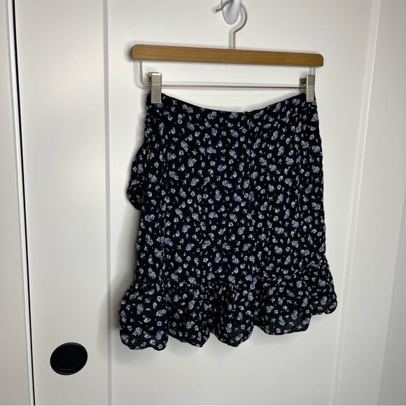 Madewell Ruffle-Wrap Mini Skirt Baby’s Breath Blue Floral Pattern Size - Picture 8 of 8